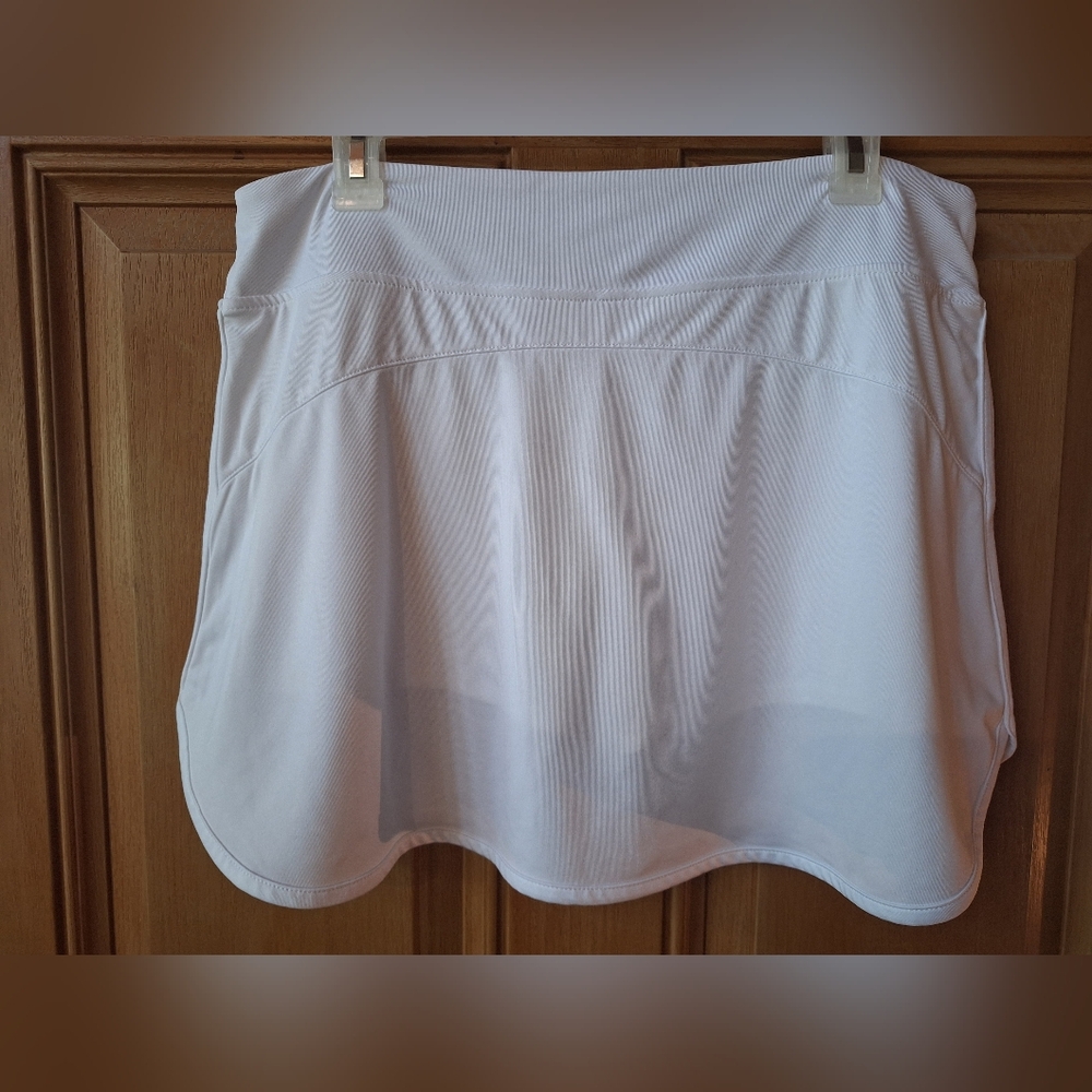 BCG White Skort with Logo Large - Picture 2 of 5